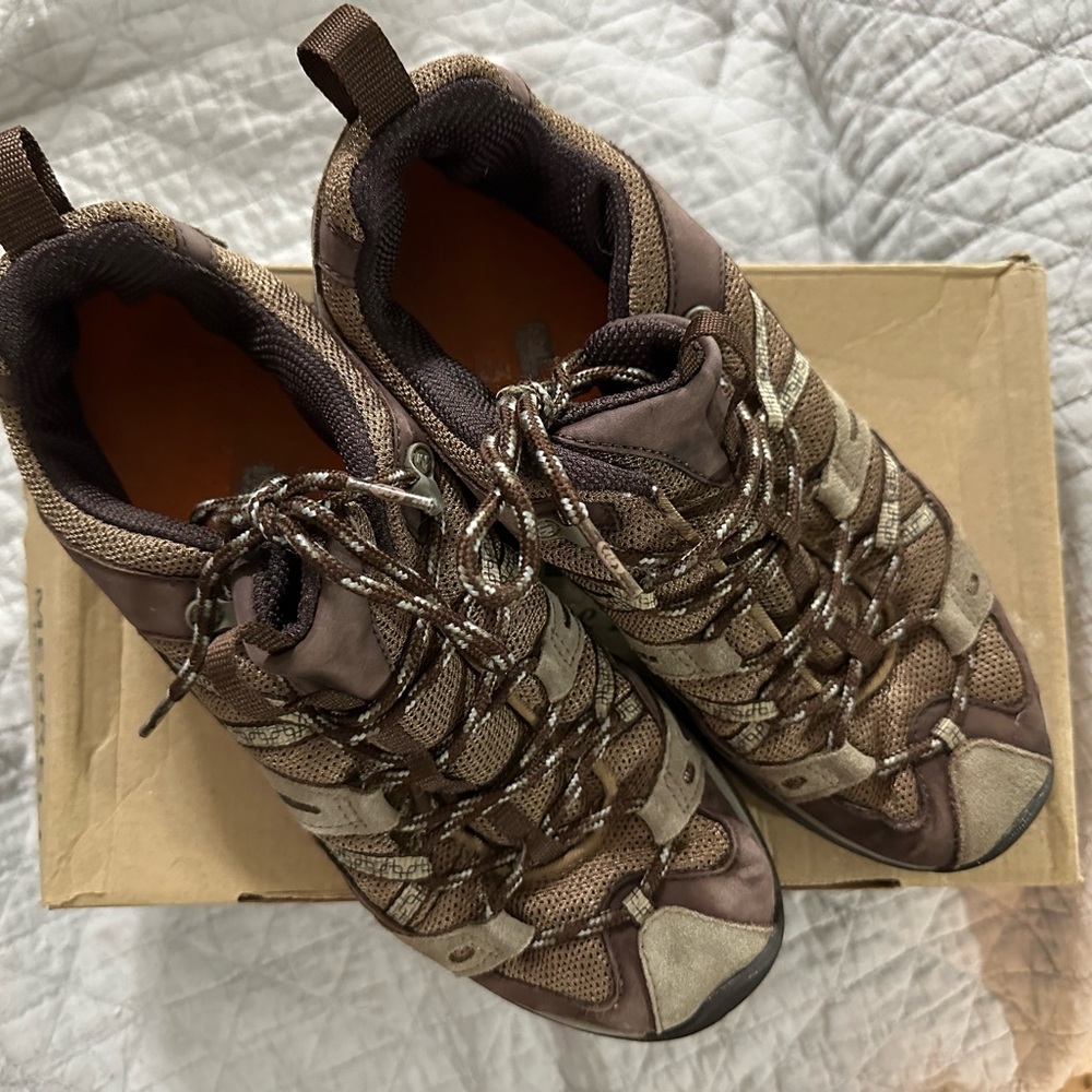 Women’s Merrel siren sport espresso hiking shoes size 10